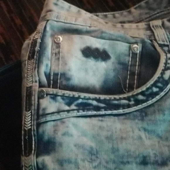 Jeans - Picture 2 of 4